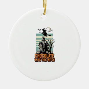 Hexen-Schokoladen-Shirt Süße Halloween-Leckerei-De Keramik Ornament
