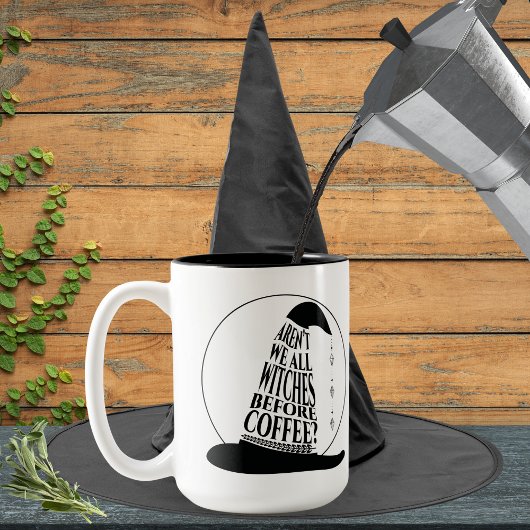 Hexen vor Kaffee - Halloween-Tasse Zweifarbige Tasse