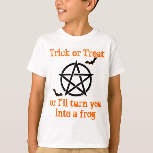 Hexen Zauberpentagramm-Trick oder Behandlung T-Shirt (Vorderseite)