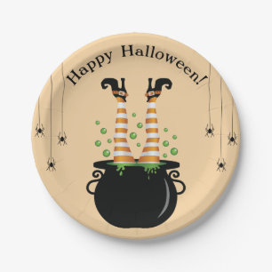 Hexenbeine, die aus einem Halloween-Kessel ragen Pappteller