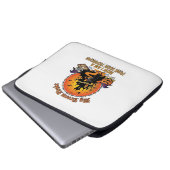 Hexenbesen kaputt Verbrechen Schauplatz Techniker Laptopschutzhülle (Vorne Knopf)