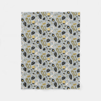 Hexenessentials Fleece Blanket