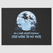 Hexenfahren bricht auf dunklen Wüstenwegen Seidenpapier (Vorderseite)