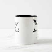 Hexenfahrt ein Stick Funny Halloween Tasse (Mittel)