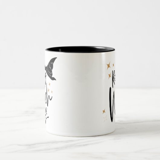 Hexengesicht Zweifarbige Tasse (Mittel)