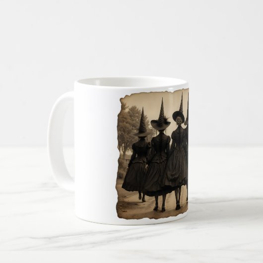 Hexengruppe zu Halloween Kaffeetasse (Vorderseite Links)