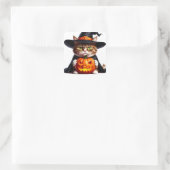 Hexenhaftes mürrisches Kätzchen mit Jack O Lantern Quadratischer Aufkleber (Tasche)