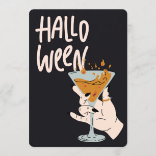 Hexenhand hält flammendes Zaubertrank Halloween Feiertagskarte