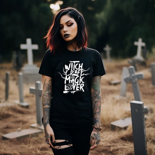 Hexenhandwerk- und Magieliebhaber-Design T-Shirt