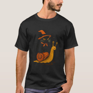 Hexenkatze reitet auf Schnecke Halloween T-Shirt