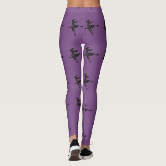 Hexenriding Broom Thunder_Cove Halloween Leggings (Rückseite)