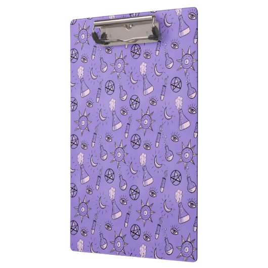 Hexentränke Lila Alchemy Pattern Halloween Klemmbrett (Links)