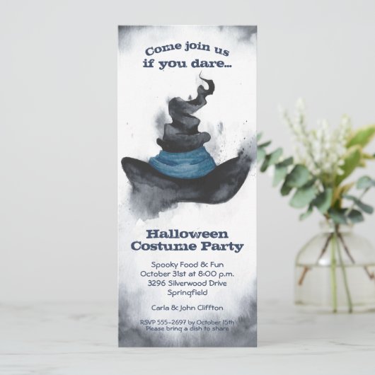 Hexe's Black Hat Halloween Einladung (Stehend Vorderseite)