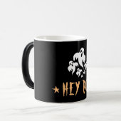 Hey Boo Funny Ghost Halloween Verwandlungstasse (Vorderseite Links)
