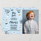 Hey Boo, invitación de Halloween azul con foto Einladung (Vorne/Hinten)