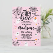 Hey Boo, rosa Halloween Einladung (Stehend Vorderseite)