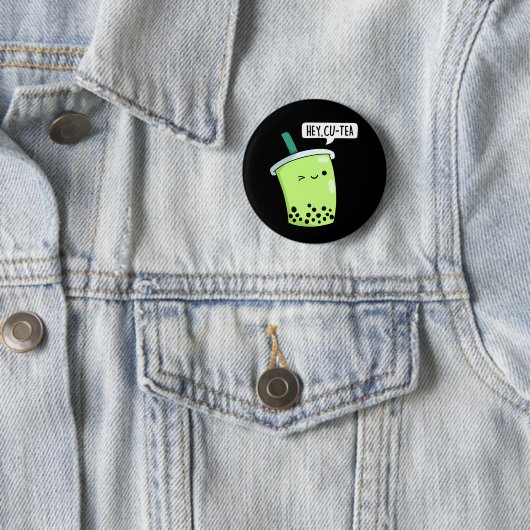 Hey CuTea Funny Boba Tea Pun Dark BG Button (Beispiel)
