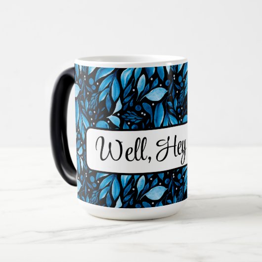 "Hey da" Personalisiert Black&Blue Botanical Verwandlungstasse (Vorderseite Links)