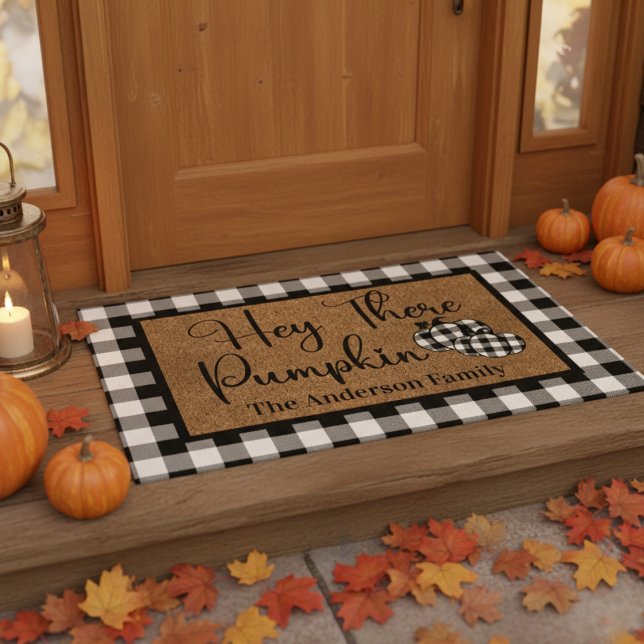 Hey da Pumpkin Custom Family Herbst Fußmatte (Hey There Pumpkin Custom Family Autumn Doormat.  Just add your name(s) or family name!)