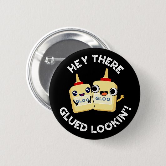 Hey, dort geklebte Blick Funny Liebe Pub Dark BG Button (Vorne & Hinten)