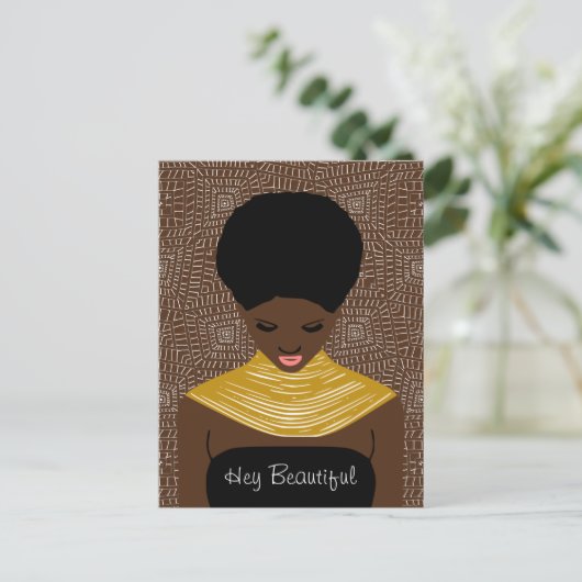 Hey schöne schwarze Frau mit einer Tribal-Nekklace Postkarte (Stehend Vorderseite)