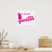 "Hi Kamala" - Horizontales Poster (Tagline B) (Küche)