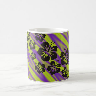 Hibiskus blüht in Schwarz   grüne violette Wellen Kaffeetasse
