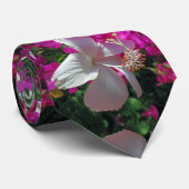Hibiskus und Bouganvilla Krawatte (Gerollt)