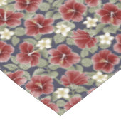 Hibiskus und Plumeria - Maroon Tischdecke (Schrägansicht)