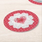 Hibiskus und Spitzenleistung ROT Runder Pappuntersetzer (Angewinkelt)