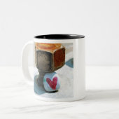 Hidden Heart Rock and a Rusty Bolt Zweifarbige Tasse (Vorderseite Links)