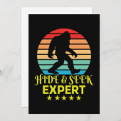 Hide and Seek Experte Bigfoot Funny Einladung (Vorne/Hinten)