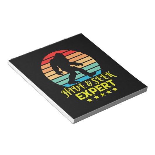 Hide and Seek Experte Bigfoot Funny Notizblock (angewinkelt)