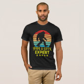 Hide and Seek Experte Bigfoot Funny T-Shirt (Vorne ganz)