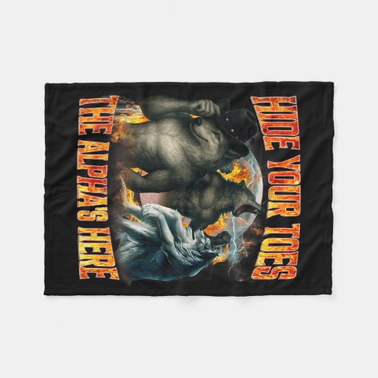 Hide Your Toes The Alpha's Here Funny Alpha Wolf M Fleecedecke (Vorderseite (Horizontal))
