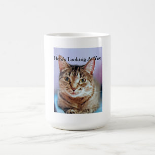 Hier betrachtet Sie Tasse