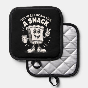 Hier draußen aussehend wie ein Snack Weihnachtsbau Topflappen