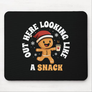 Hier draußen sehe ich aus wie ein Snack Coffee Gin Mousepad