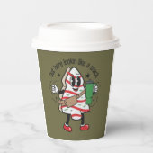 Hier draußen sieht man wie ein Snack Weihnachtsbau Pappbecher (Vorderseite)