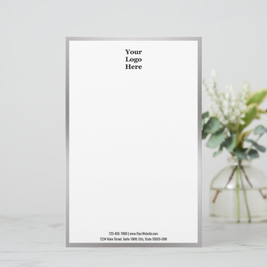 Hier finden Sie Ihr Schwarz-weißes und silbernes L Briefpapier (Stehend Vorderseite)