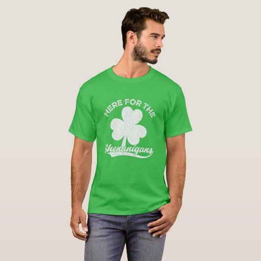 Hier für das Shenanigans St Patricks Day Kleeblatt T-Shirt (Vorne ganz)