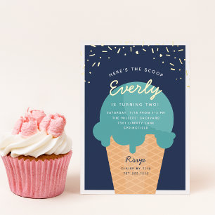 Hier ist der Scoop Eiscreme-Kegel-Kinder-Geburtsta Folieneinladung