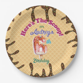 Hier ist die Einladung zu Scoop Waffle Cone Pappteller