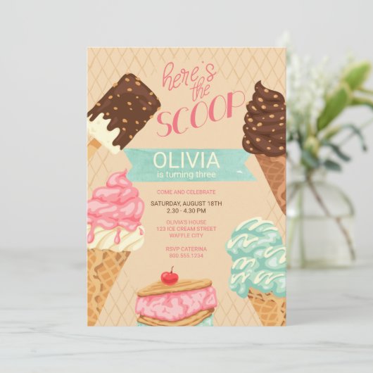 Hier ist die Scoop Girls Ice Cream Birthday Einladung (Stehend Vorderseite)