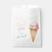 Hier ist die Scoop Ice Cream Birthday Party Geschenktütchen (Vorderseite)