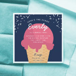 Hier ist die Scoop Ice Cream Cone Kid Birthday Par Einladung<br><div class="desc">Mit den feierlichen Eis-Einladungen in einer sommerlichen Farbpalette können Sie Ihre kleine Geburtstagsfeier feiern. Das moderne Design umfasst einen Waffelkegel mit einer Kugel aus rosa Eis mit einem Gewölbe "Hier ist die Kugel" über der Oberseite,  und die Details zu den Geburtstagsfeiern Ihres Kindes darunter.</div>