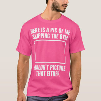 Hier ist ein Bild von mir, wie ich das Fitnessstud T-Shirt
