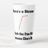 Hier ist eine Straw Latte Tasse (Vorderseite)