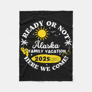 Hier kommen wir Alaska Familienurlaub Sommer 2025 Fleecedecke