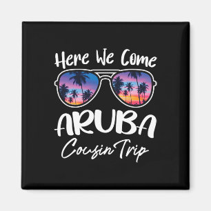 Hier kommen wir Aru Strandliebhaber Cousin-Trip So Magnet